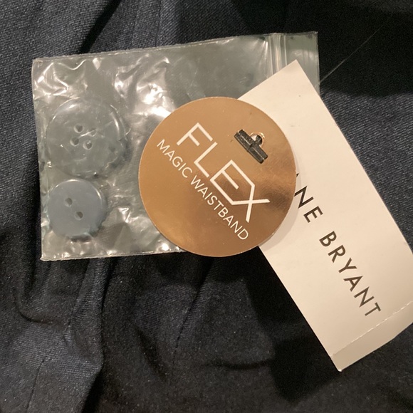 Lane Bryant • NWT Signature Fit Navy Boot 4-Season Flex Magic Waistband Pant - Picture 7 of 7